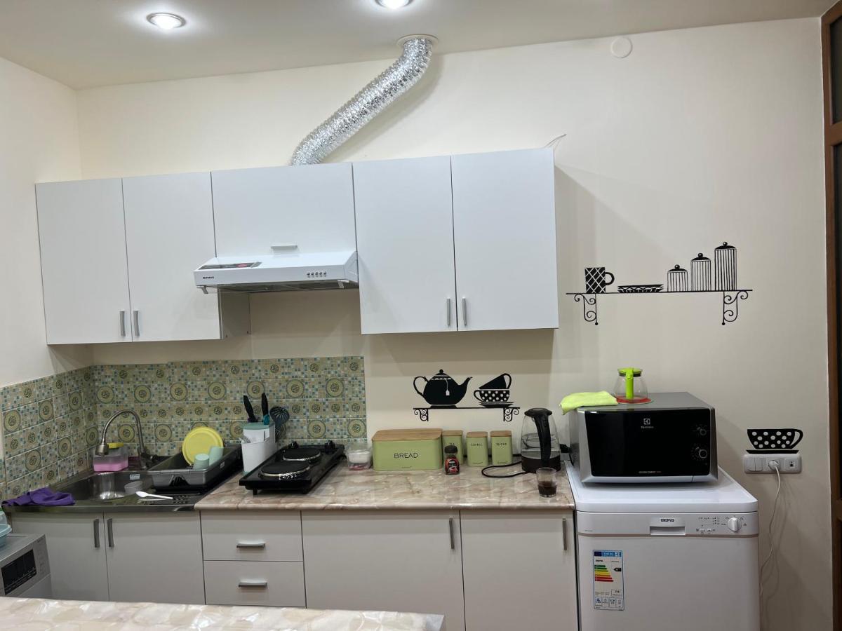 Arevahostel&Apartment Єреван Екстер'єр фото