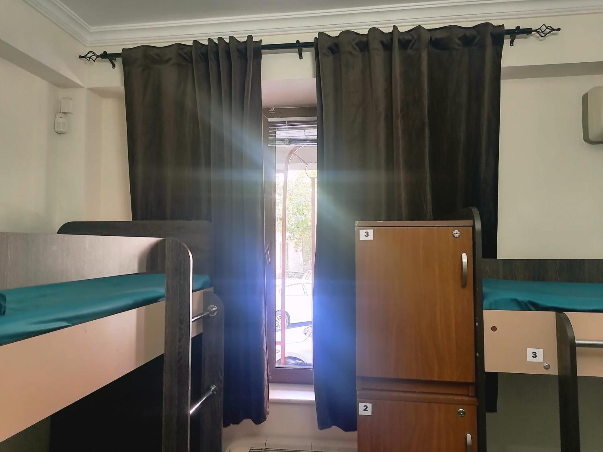 Arevahostel&Apartment Єреван Екстер'єр фото